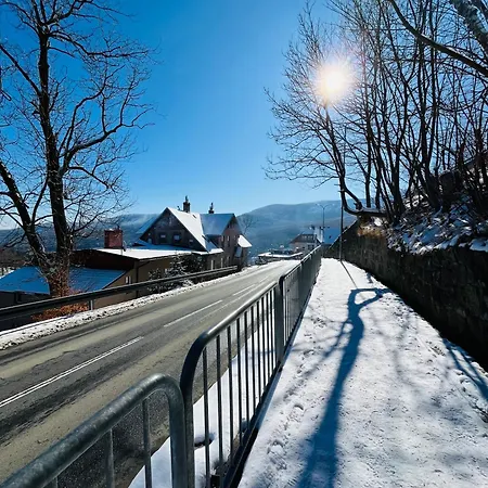 Apartamento Weranda śnieżka Klimatyczne Mieszkanie Z Widokiem Na śnieżkę 10 Minut Do świątyni Wang I Wycigów Karpacz