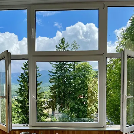 Weranda śnieżka Klimatyczne Mieszkanie Z Widokiem Na śnieżkę 10 Minut Do świątyni Wang I Wycigów *