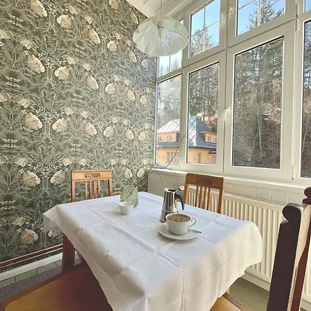 Apartment Weranda Sniezka Klimatyczna Weranda Z Widokiem Na Sniezke I Gory, Bezplatny Parking 10 Minut Do Swiatyni Wang Szlakow I Wyciagow Karpacz
