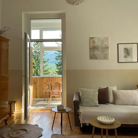 Appartement Weranda Sniezka Klimatyczne Mieszkanie Z Widokiem Na Sniezke 10 Minut Do Wyciagow I Swiatyni Wang, Parking W Cenie