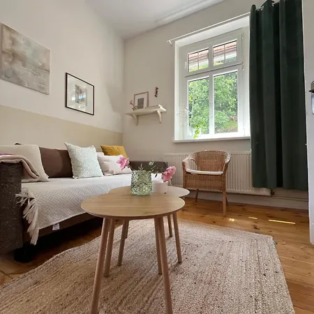 Weranda Sniezka Klimatyczne Mieszkanie Z Widokiem Na Sniezke 10 Minut Do Wyciagow I Swiatyni Wang, Parking W Cenie *