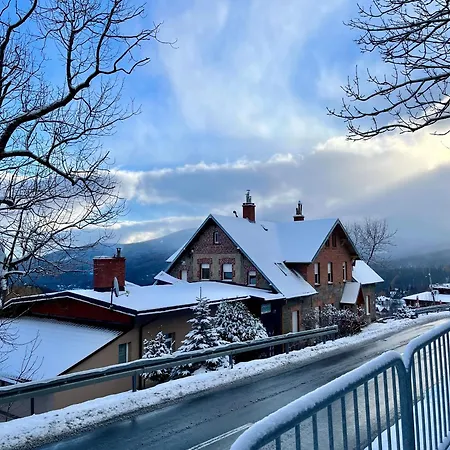 Appartamento Weranda Sniezka Klimatyczne Mieszkanie Z Widokiem Na Sniezke 10 Minut Do Wyciagow I Swiatyni Wang, Parking W Cenie *