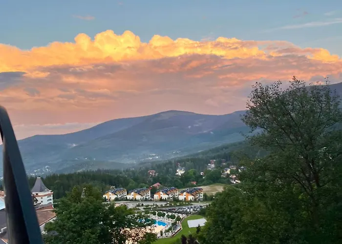 Weranda Sniezka Klimatyczne Mieszkanie Z Widokiem Na Sniezke 10 Minut Do Wyciagow I Swiatyni Wang, Parking W Cenie *